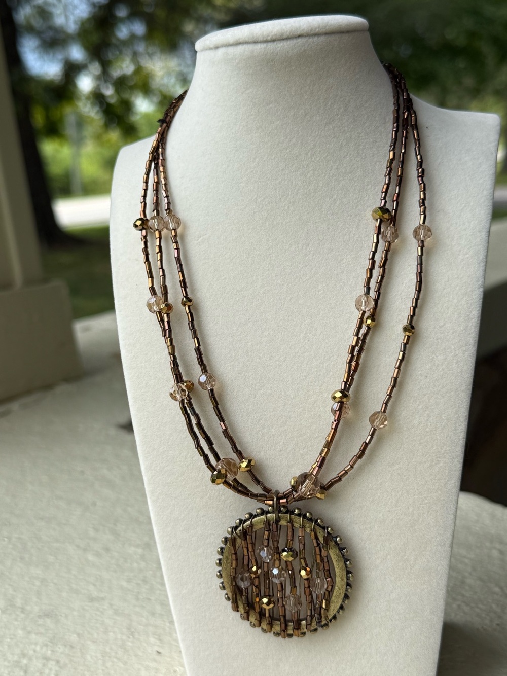 Vintage 2000s Cookie Lee Metallic Beaded Round Pendant Necklace